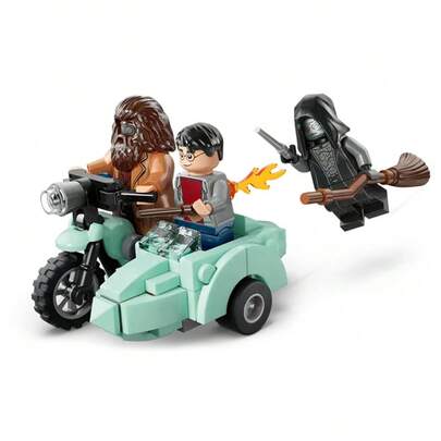 LEGO لعبة بناء ليغو هاري بوتر هاغريد وهاري يهربان من بريفيت درايف - لعبة تظاهر للأولاد والبنات، من عمر 8 سنوات فما فوق - مع دراجة نارية هاغريد المصغرة و4 شخصيات مصغرة - هدية لأعياد الميلاد - 76459