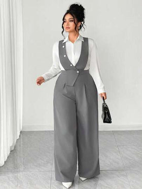SHEIN Tall CURVE بدلة قفزة نسائية عصرية بقياسات كبيرة، ذات فتحة رقبة عميقة على الصدر وأزرار متعددة في المنتصف وحاشية غير متماثلة بدون أكمام، مناسبة للربيع/الصيف، العودة للمدرسة، العطلات، التخرج، أعياد الحب، عيد الميلاد، المهرجانات الموسيقية، عيد الأم، اله