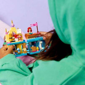 LEGO لعبة بناء قصر صغير سحري للأميرة - ألعاب وطقم للبنات والأولاد، من عمر 5 سنوات فما فوق - هدايا للأطفال - 43285