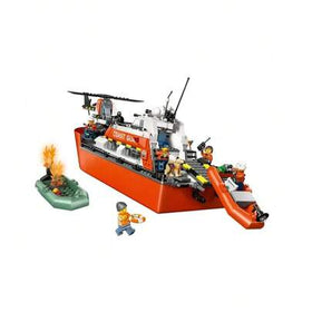 LEGO ألعاب بناء طقم إنقاذ قارب وطائرة هليكوبتر من ليغو سيتي - مجموعة لعب تظاهرية للأولاد والبنات، من عمر 7 سنوات فما فوق - مع 2 لعبة قارب إنقاذ، 5 شخصيات صغيرة وشكل كلب - فكرة هدية لأعياد الميلاد - 60504