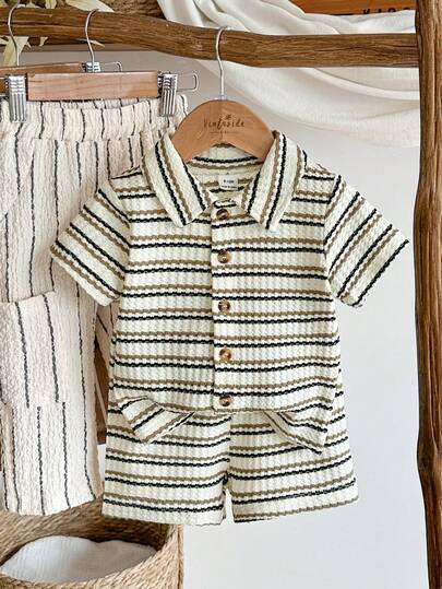 SHEIN Vintaside Kids ملابس أطفال حديثي الولادة إلى عام واحد، بلوزة كم قصير وشورت بلون المشمش، قماش ذو ملمس مناسب لارتداء الأطفال في الصيف، يضيف ملمسًا وجودة إلى الملابس