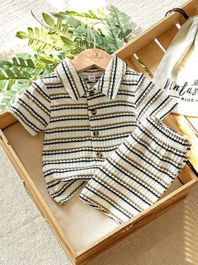 SHEIN Vintaside Kids ملابس أطفال حديثي الولادة إلى عام واحد، بلوزة كم قصير وشورت بلون المشمش، قماش ذو ملمس مناسب لارتداء الأطفال في الصيف، يضيف ملمسًا وجودة إلى الملابس