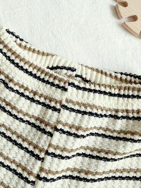 SHEIN Vintaside Kids ملابس أطفال حديثي الولادة إلى عام واحد، بلوزة كم قصير وشورت بلون المشمش، قماش ذو ملمس مناسب لارتداء الأطفال في الصيف، يضيف ملمسًا وجودة إلى الملابس