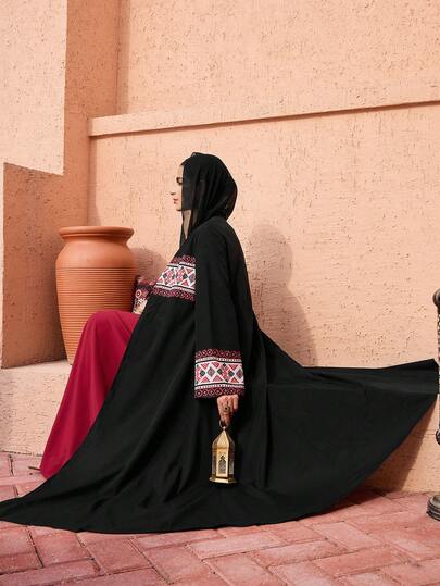 Al Najma رمضان عباءات أبيكوت فاتح بطباعة ريترو بتصميم لوحات
