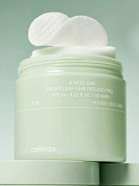 celimax وسادات القطن المقشرة بحمض السالسيليك من Ji.Woo.Gae | العناية بالمسام، وسادات قطنية مقشرة ومنعشة من الجانبين، إشراق البشرة، مرطب، مكونات شجرة الشاي، مناسبة للبشرة المُيالة للحبوب والنمش، هدية عيد الميلاد، هدية جوارب عيد الميلاد (60 قطعة)، مستحضرات