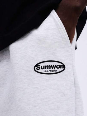 SUMWON شورت فليس مريح بشعار لوس أنجلوس مع خصر مطاطي وجيوب جانبية للارتداء اليومي الصيفي