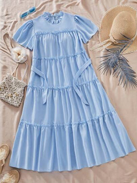 SHEIN فستان قصير الأكمام مزين بأزرار ياقة، قطع ملونة، نسيج جاكار على الحافة