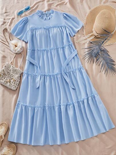 SHEIN فستان قصير الأكمام مزين بأزرار ياقة، قطع ملونة، نسيج جاكار على الحافة