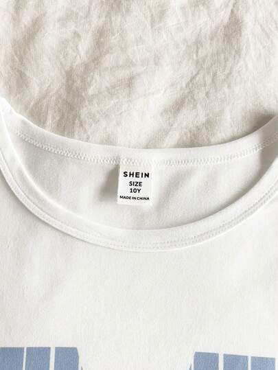 SHEIN Vintaside Kids مجموعة بيجامات مخططة للأولاد قطعتين، بنطلون مخطط أبيض وأزرق، ولباس علوي طويلة الأكمام بطبعة حرفية بيضاء، قماش ناعم وقابل للتنفس، مناسب للربيع والخريف، وهدية رائعة للأطفال