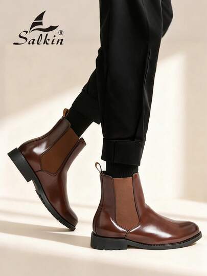 Salkin بوت تشيلسي الرجالية الفاخرة بتصميم الكاحل متوسط الارتفاع، من الجلد الطبيعي الناعم، بتصميم رأس مدبب، مناسبة للأعمال الرسمية والمناسبات الكاجوال، هدية رومانسية لعشاء الزوجين، وأحذية للطلاب في المدرسة والكلية، ننصح باختيار مقاس أكبر بمقدار مقاس واحد