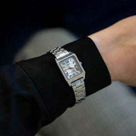 Casio ساعة كاسيو للنساء بتصميم مربع بعقارب الكوارتز LTP-V007D-7B، حالة معدنية رفيعة 7.5 مم، سوار من الفولاذ المقاوم للصدأ، عقارب بأرقام رومانية، مرآة زجاج معدني وإبزيم قابل للطي - ساعة فستان أنيقة عتيقة للاستخدام اليومي/المكتبي