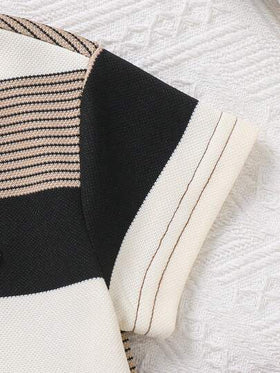 SHEIN مجموعة قميص كم قصير مخطط وشورت خصر مطاطي بني فاتح للأطفال الصغار 2 قطعة
