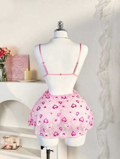 PetitDoll مجموعة قميص نوم وكامسول ظهر مكشوف بشكل قلب وردي لعيد الحب، قطعتان