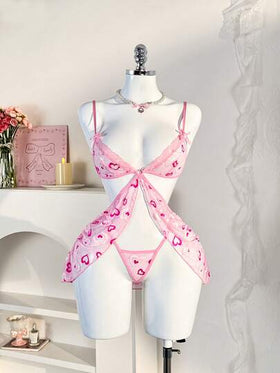 PetitDoll مجموعة قميص نوم وكامسول ظهر مكشوف بشكل قلب وردي لعيد الحب، قطعتان