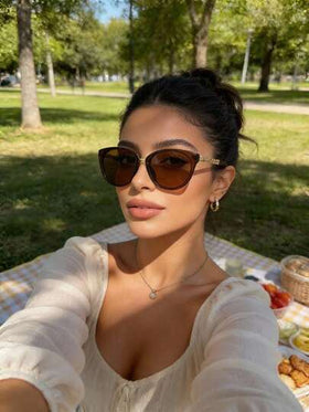 زوج من نظارات المرأة ذات العدسات الملونة على شكل عين القطة، نظارات عالية الوضوح على الطراز القديم - إكسسوار سفر مثالي للنساء، إكسسوار شاطئ أنيق، أساسي للنساء لملابس الخريف/الشتاء، كاجوال للأعمال، عطلة صيفية على الشاطئ، أنشطة خارجية، هدية سفر