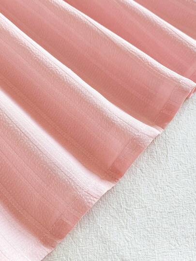 SHEIN Vintaside Kids فستان أميرة للبنات المراهقات، وردي اللون، نسيج مزخرف بنقشة زهرية على الحمالات، مناسب للعطلات الصيفية، لطيف وعملي