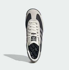 Adidas أديداس حذاء رياضي SL 72 RS منخفض القمة جديد، متين ومقاوم للتآكل، باللون الأسود والرمادي الفاخر، خفيف الوزن ومريح للرياضة اليومية، JI2498