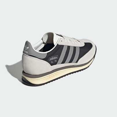 Adidas أديداس حذاء رياضي SL 72 RS منخفض القمة جديد، متين ومقاوم للتآكل، باللون الأسود والرمادي الفاخر، خفيف الوزن ومريح للرياضة اليومية، JI2498