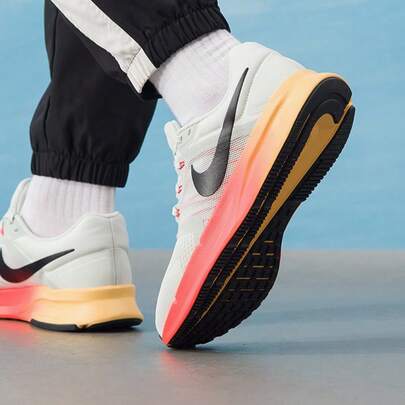 Nike أحذية رياضية رجالية RUN SWIFT 3، أحذية تدريب لياقة بدنية ماصة للصدمات