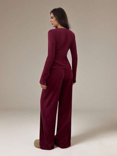 SHEIN Tall مجموعة منسقة من البلوزة المحبوكة بالحبك المضلع والبنطلون ذو الساق الواسعة والرباط للنساء، ملابس منزلية مريحة للخريف والشتاء، طقم عصري من قطعتين