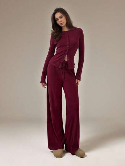 SHEIN Tall مجموعة منسقة من البلوزة المحبوكة بالحبك المضلع والبنطلون ذو الساق الواسعة والرباط للنساء، ملابس منزلية مريحة للخريف والشتاء، طقم عصري من قطعتين