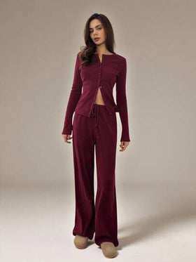 SHEIN Tall مجموعة منسقة من البلوزة المحبوكة بالحبك المضلع والبنطلون ذو الساق الواسعة والرباط للنساء، ملابس منزلية مريحة للخريف والشتاء، طقم عصري من قطعتين