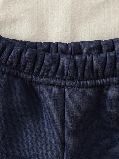 SHEIN طقم بلوزة رياضية بياقة عالية نصف سوستة وبنطال رياضي للأطفال الرضع الصبيان، طراز كاجوال بسيط