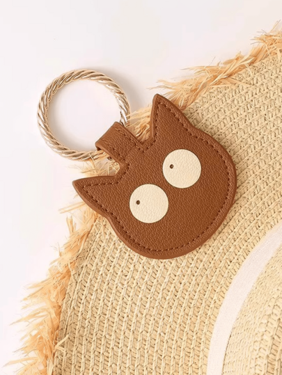 مشبك قبعة مغناطيسي على شكل قطة أنيق وعصري، خطاف للسفر، ملحق تخزين محمول، تميمة لحقيبة النساء، قلادة جلد PU للحقيبة الظهر. يمكن تعليقه على حقائب الكتف أو الحقائب المائلة أو المفاتيح لتثبيت القبعات والأغطية الرأس والأوشحة والبطاقات. مناسب للمكتب والتنقل وال