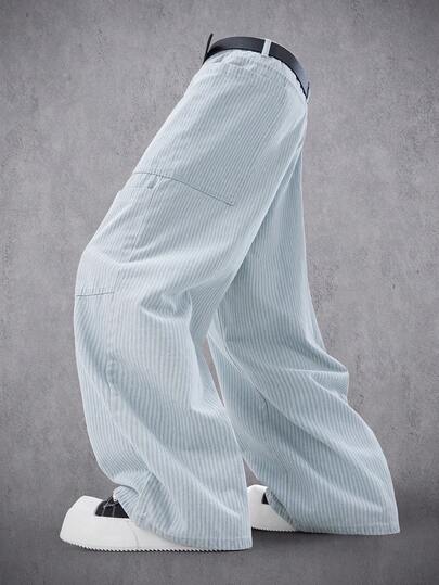 Manfinity Hypemode بنطلون جينز رجالي فضفاض واسع الساق متعدد الجيوب بتصميم مخطط أنيق