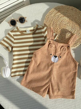 SHEIN مجموعة بنطلون قصير وقميص كاجوال للأطفال البنين/البنات بتصميم كرتوني مخطط، مناسبة للارتداء في الربيع والصيف للمنزل أو الخارج، قطعتان