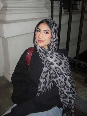 قطعة واحدة وشاح رأس بطبعة نمر بأسلوب بوهيمي للنساء، وشاح ناعم ومنفذ للهواء، مناسب للزي الحجابي والاستخدام اليومي