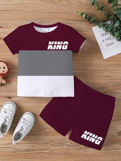 SHEIN Playful Pals مجموعة ملابس صبي رضيع 2 قطعة، تتكون من تي شيرت بأكمام قصيرة بياقة دائرية مطبوع عليه حرف "KING" وبنطال قصير بلون بوردو، طراز كاجوال شارع أنيق، مناسب للخروجات الصيفية