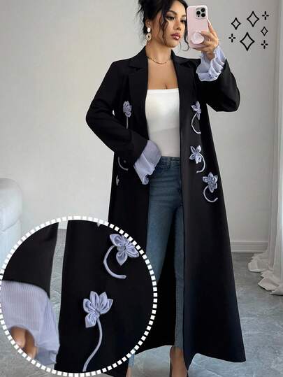Yasmyna عباءة أنيقة للنساء مزينة بأكمام واسعة وطبعات زهرية على الياقة