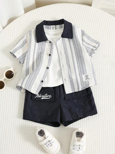 SHEIN مجموعة ملابس علوية وشورت للأطفال الرضع الصبيان، ملابس علوية نسيج مخطط باللون الأزرق الكحلي وشورت كارجو، ملابس الربيع والصيف للأطفال الصبيان، ملابس علوية أكمام قصيرة للأطفال الصبيان، قطعتان