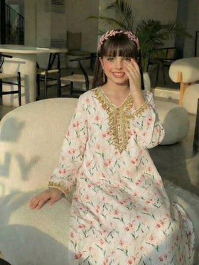SHEIN فستان كاجوال تقليدي عربي/ للبنات الصغيرات، بنقشة زهور، وحواف مطرزة، وفستان ماكسي فضفاض، وقفطان ملون بأكمام طويلة