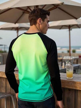 Manfinity Swimmode قميص سيرفينج بياقة مستديرة وأكمام طويلة بتدرج اللون للرجال، عطلة شاطئية