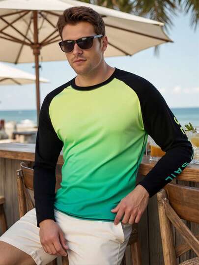 Manfinity Swimmode قميص سيرفينج بياقة مستديرة وأكمام طويلة بتدرج اللون للرجال، عطلة شاطئية