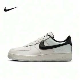 Nike حذاء رياضي رجالي جديد AIR FORCE 1 GTX سهل الارتداء ومقاوم للتآكل