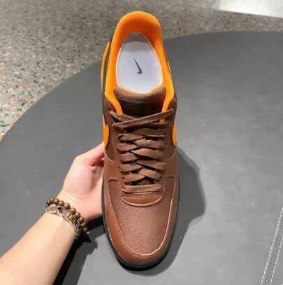 Nike حذاء رياضي رجالي جديد AIR FORCE 1 GTX سهل الارتداء ومقاوم للتآكل