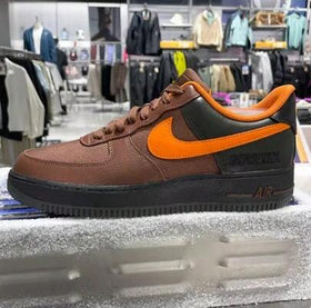 Nike حذاء رياضي رجالي جديد AIR FORCE 1 GTX سهل الارتداء ومقاوم للتآكل