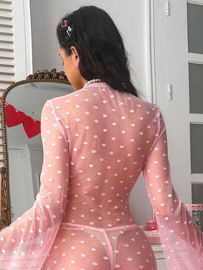 PetitDoll مجموعة ثوب نوم مثير من الدانتيل والرقعة، عيد الحب