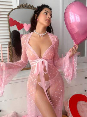 PetitDoll مجموعة ثوب نوم مثير من الدانتيل والرقعة، عيد الحب