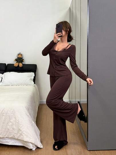Dream Adore مجموعة بيجامة بأربطة رفيعة مع تصميم لحمة الدانتيل 2 في 1 كارديجان بأكمام طويلة للنساء