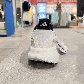 Adidas أحذية الجري اليومية للرجال ذات الجودة العالية الخفيفة الوزن المريحة والمانعة للإنزلاق والمتينة عالية المتانة