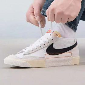 Nike حذاء رياضي رجالي من طراز BLAZER LOW PRO CLUB