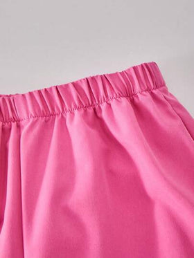 SHEIN ChillGRL مجموعة قطعتين للبنات المراهقات تتكون من قميص فضفاض بياقة على شكل حرف V مخطط وقميص بطباعة أرقام جرافيك مع بنطلون جيوب مستقيم الساق، أنيق للربيع/الصيف/الخريف