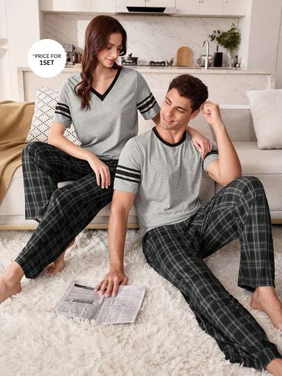SHEIN طقم بيجامة رجالي مكون من ملابس علوية رقبة على شكل حرف V مطبوعة بخطوط وبنطلون مطبوع بنقشة المربعات