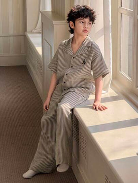 DAZY طقم بيجامة مكون من ملابس علوية ذات أكمام قصيرة مخططة وبنطلون للأولاد المراهقين