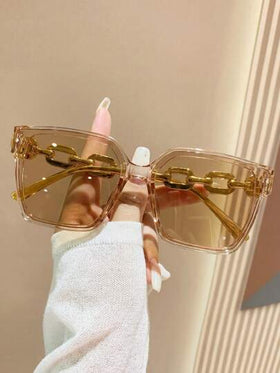 زوج نظارات شمسية مربعة بلون الشمبانيا للرجال والنساء، بتصميم ذراع سلسلة معدنية، مناسبة للاستخدام اليومي والسفر والتصوير، بطراز كلاسيكي، مثالية للشاطئ الصيفي والأنشطة الخارجية والسفر