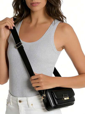 Michael Kors حقيبة كتف نسائية كروسبودي بحزام قابل للتعديل